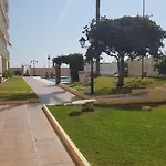 Apartamento Neptune Primera Linea Playa, Torremolinos- La Carihuela Апартаменты