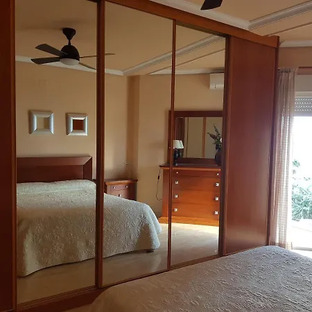 Apartamento Neptune Primera Linea Playa, Torremolinos- La Carihuela Appartement *
