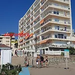 Apartamento Neptune Primera Linea Playa, Torremolinos- La Carihuela Апартаменти Торремолінос